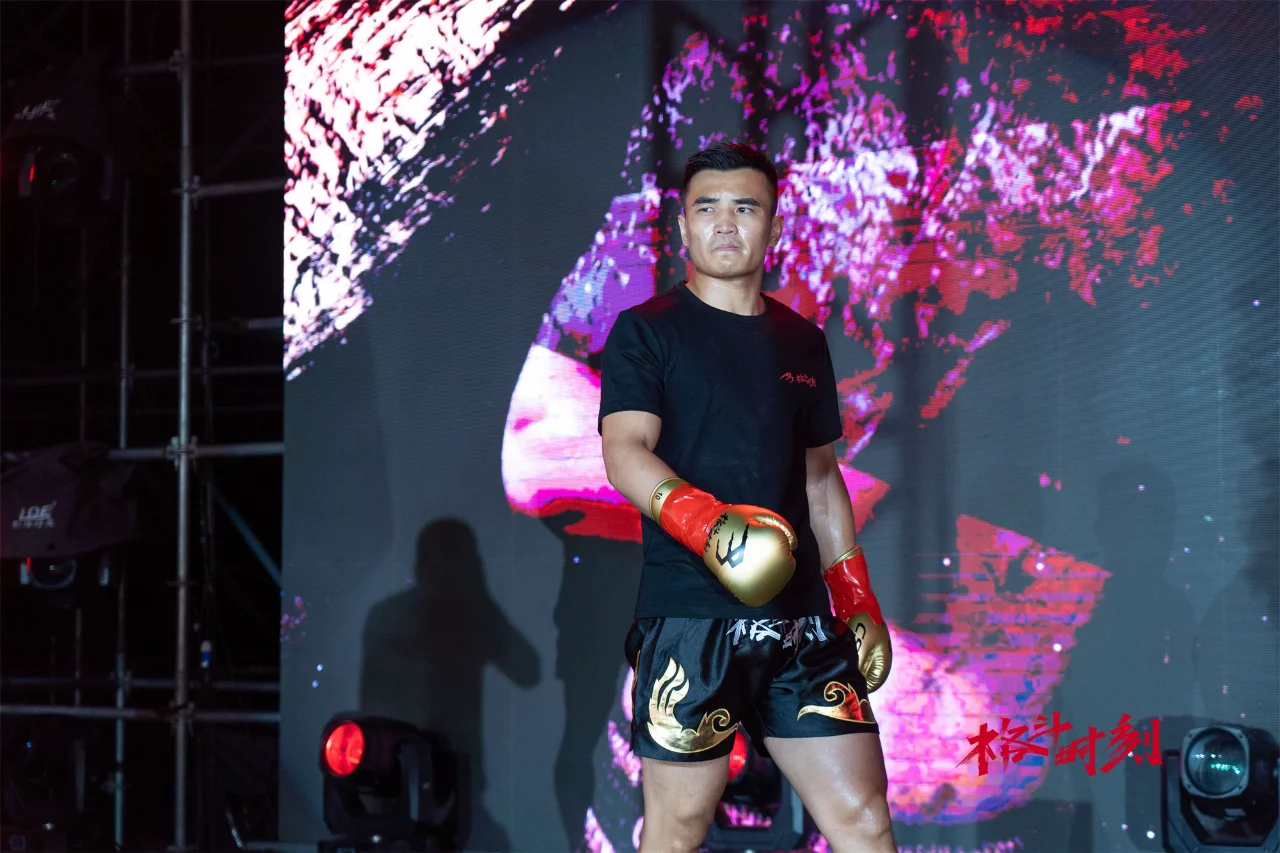 弗赖堡掀起反弹浪潮，击败对手后势如破竹，全场震撼