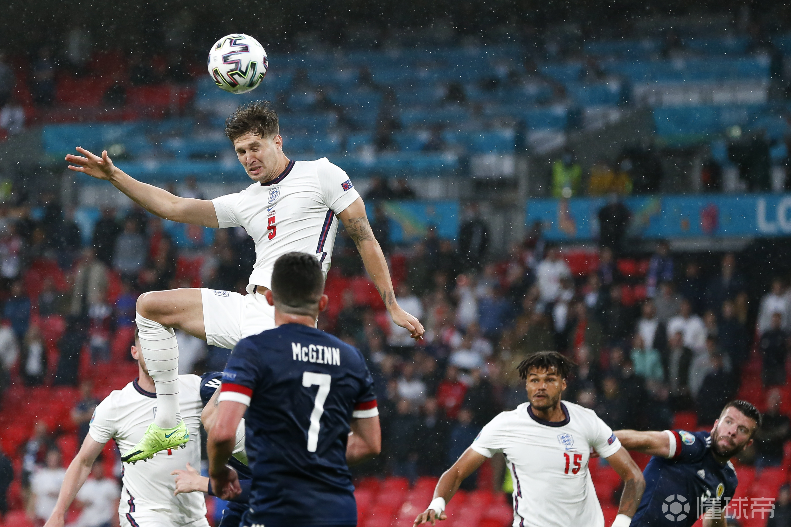 巧遇人感新窘，曼城昔不友好，表现亮眼