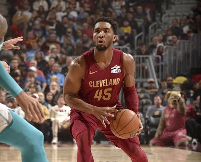 奥格斯堡击败对手,收获重要胜利,势不可挡 奥格斯堡击败对手,收获重要胜利,势不可挡