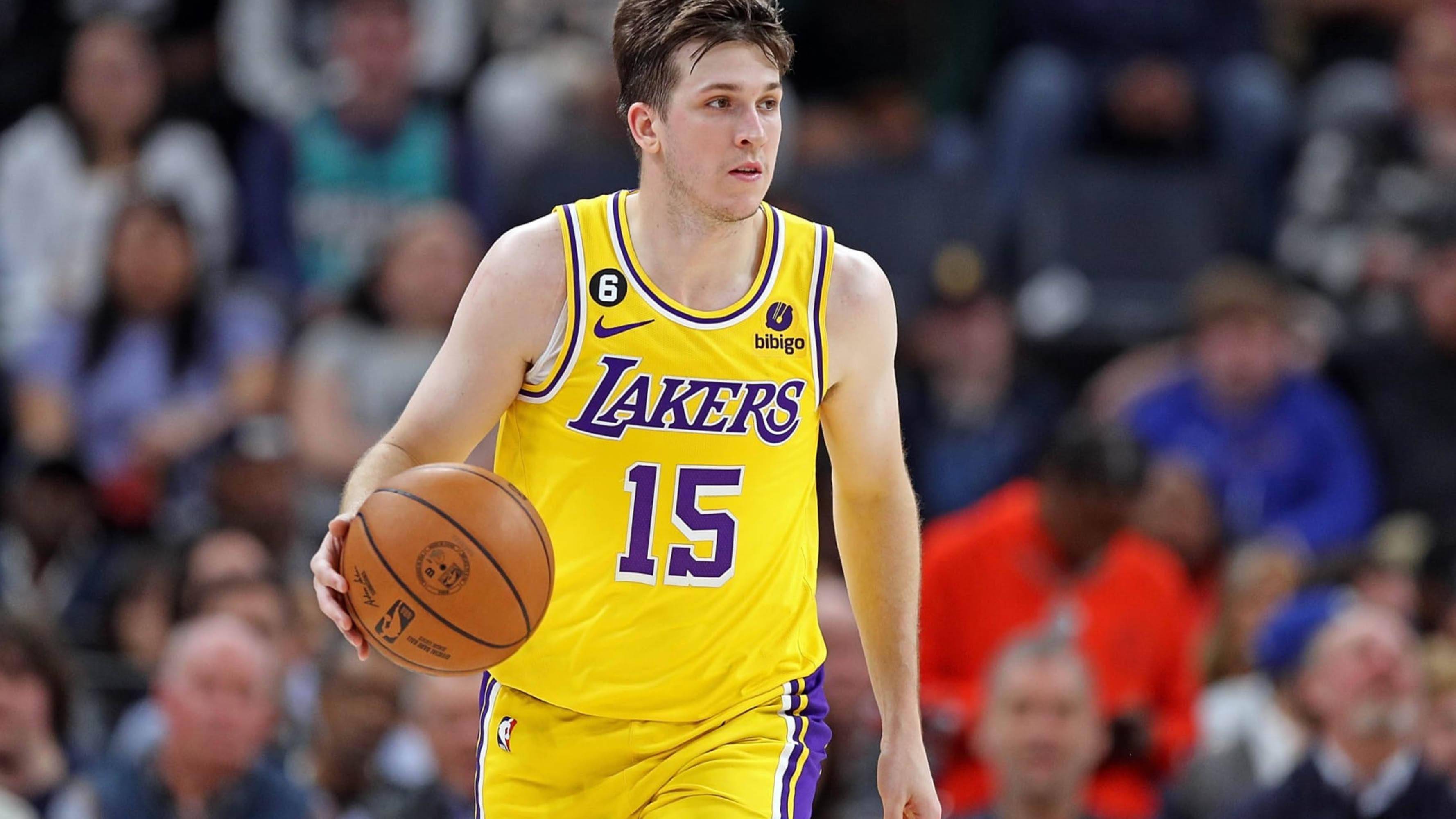 包含NBA球员因伤缺阵湖人队惜败对手，势不可挡的词条