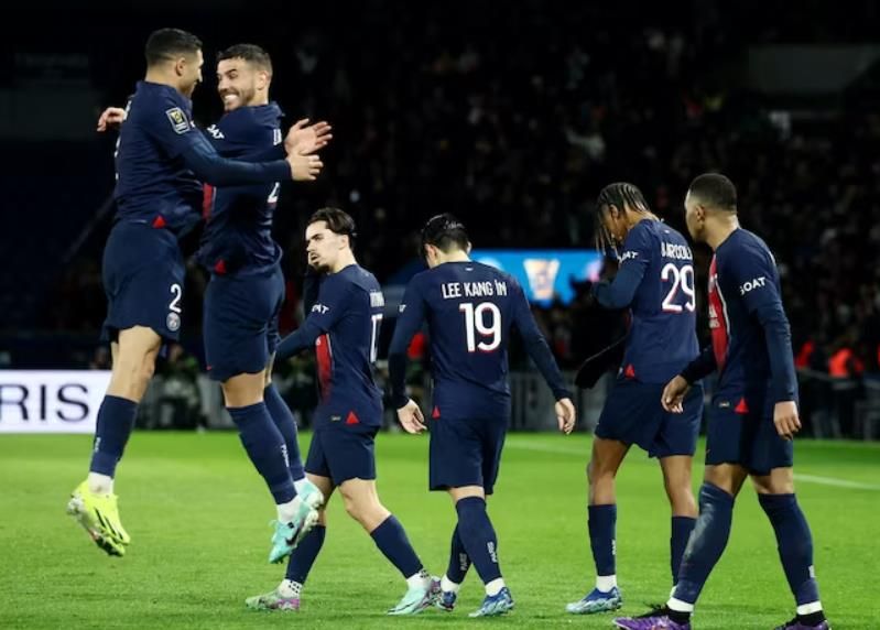 巴黎圣日耳曼尖叫之星，贝尔纳西平出专攻，势不可挡的简单介绍