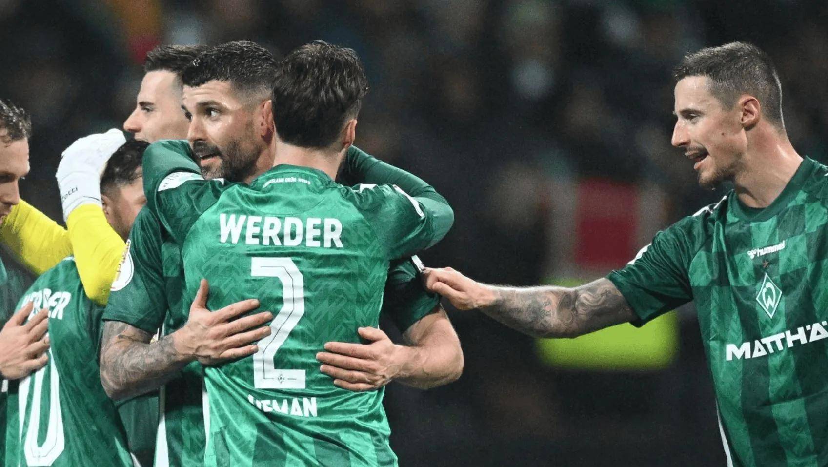 弗赖堡球员表现低迷，球队需调整状态，引发热议