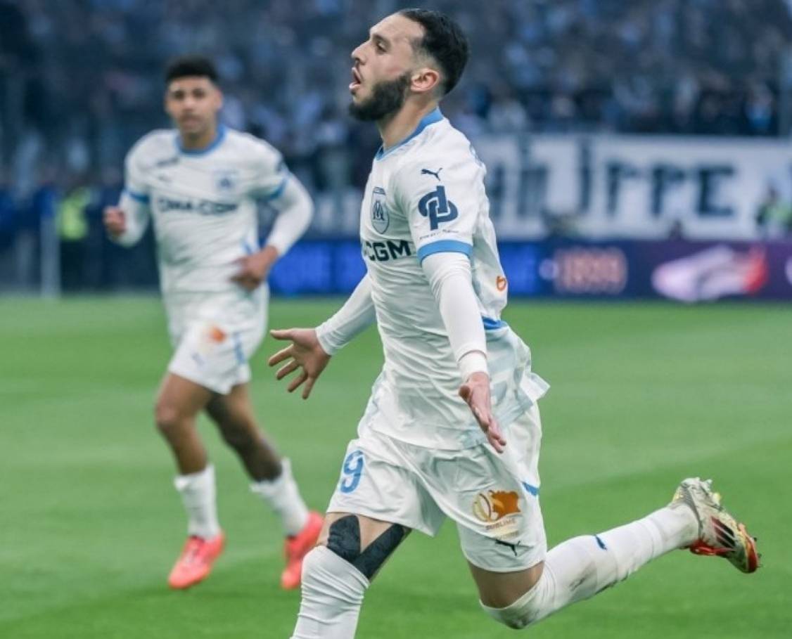 摩纳哥大胜巴黎，卫冕冠军遭遇失败，引发热议