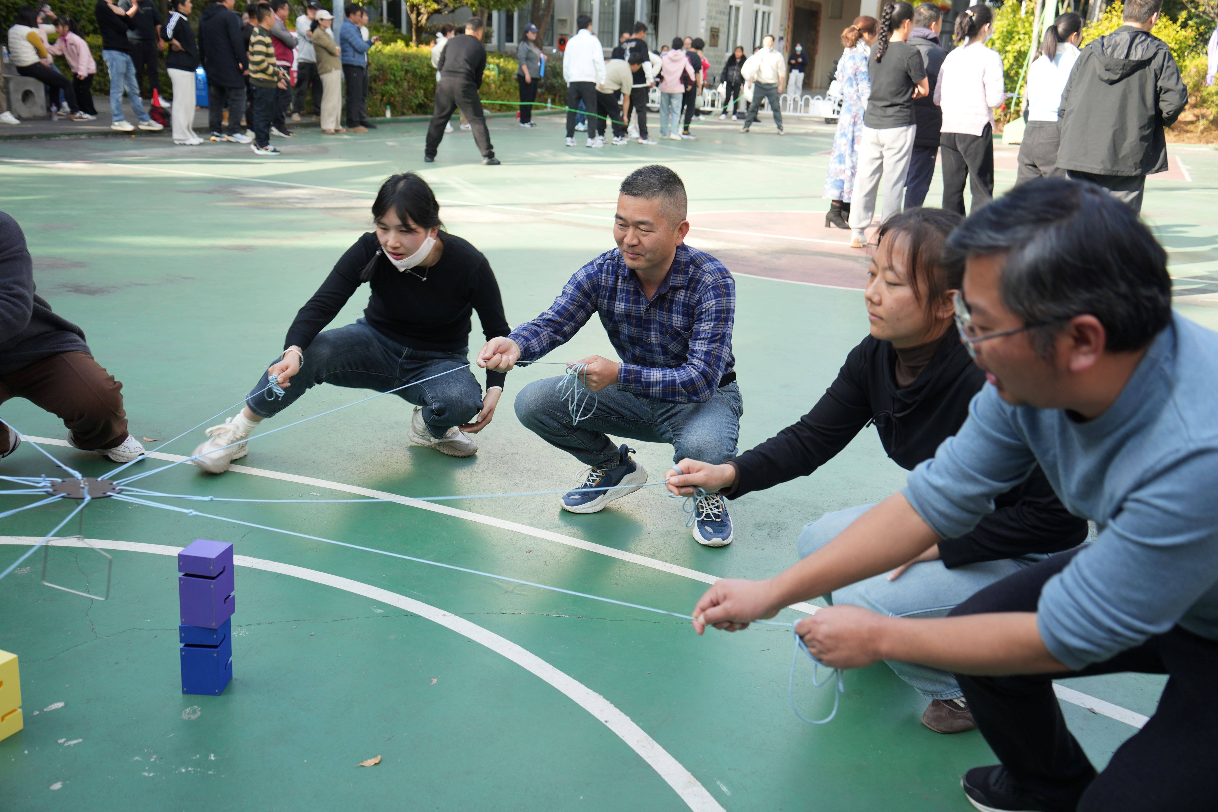 稳扎稳打！球队备战准备迎接激烈比拼，士气大振的简单介绍