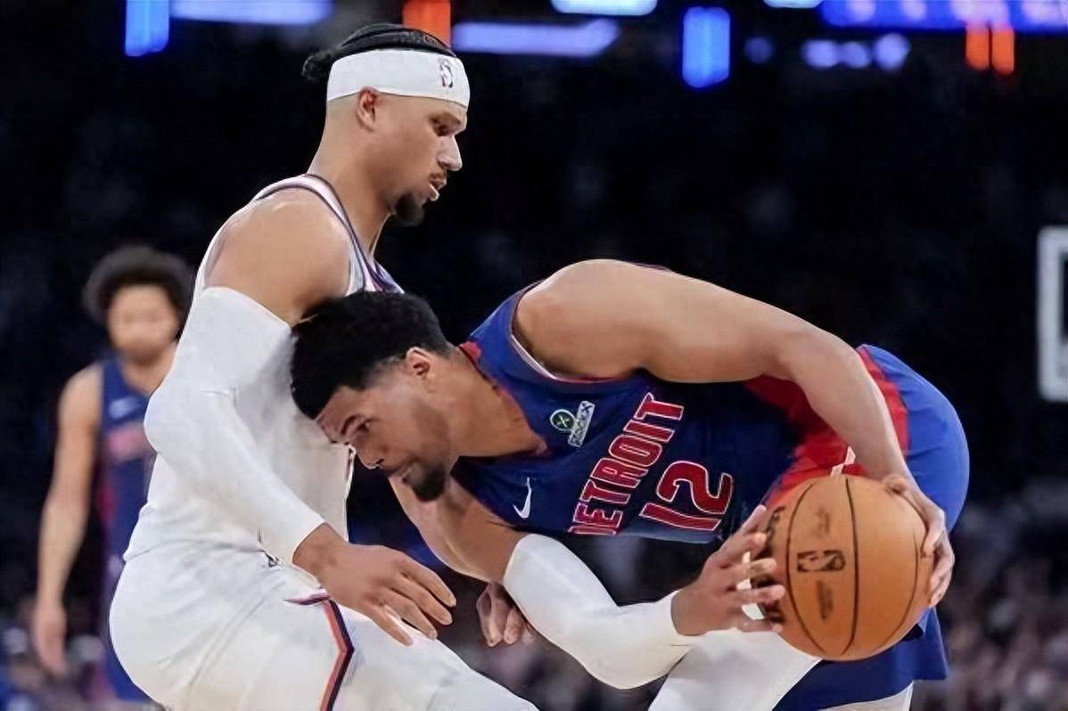 关于尼克斯主场险胜活塞提前获胜，稳步上升的信息