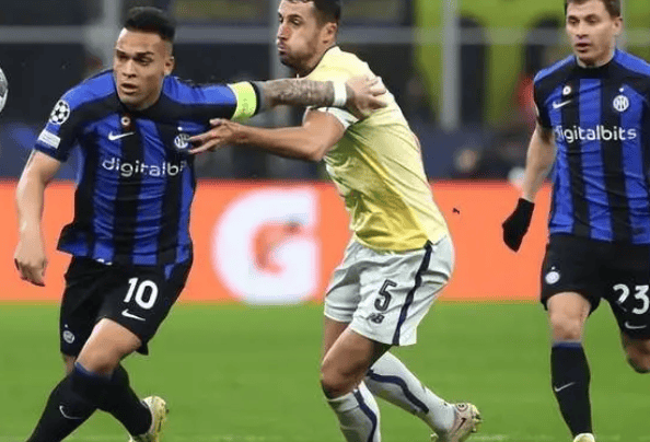 国米三连胜晋级，蓄势冲击淘汰赛，掌声雷动的简单介绍