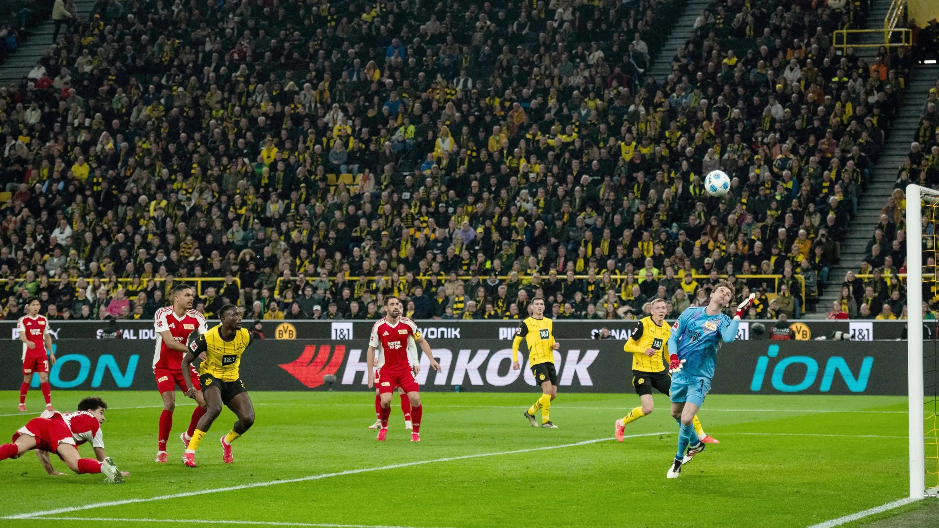 包含俄罗斯篮球联赛激烈比赛,莫斯科中心取胜,士气大振的词条 包含俄罗斯篮球联赛激烈比赛,莫斯科中心取胜,士气大振的词条