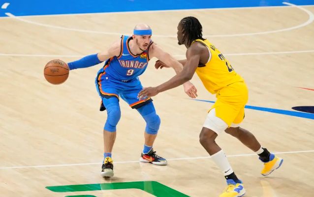 包含替补球员在比赛中展现出色表现，战绩斐然的词条