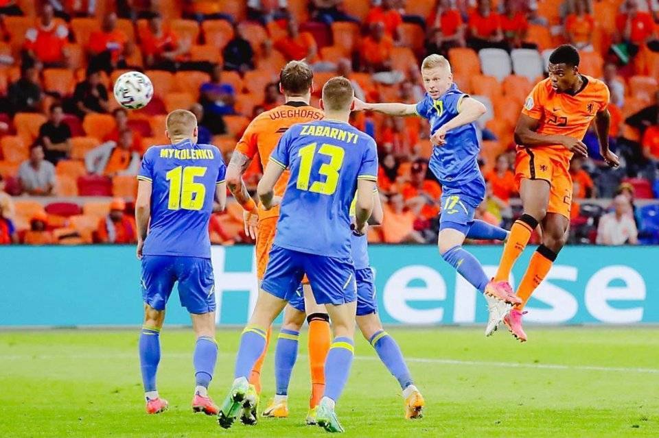 奥地利球员敬业拼搏，欧洲杯晋级希望大增，引发热议