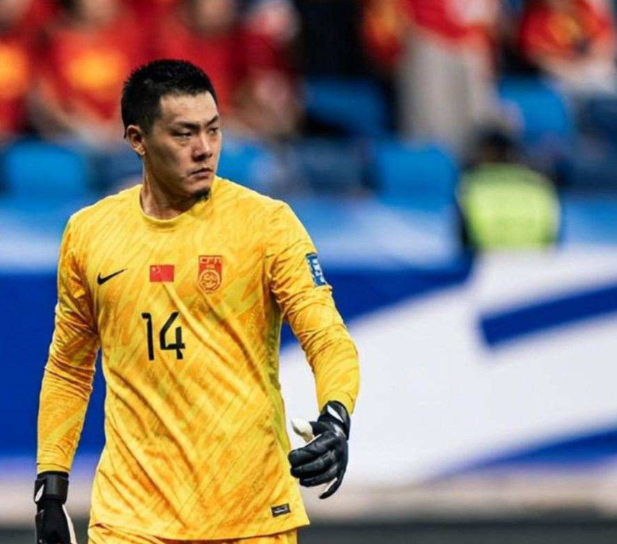 包含青年运动员表现抢眼，即将挑战新纪录，全场震撼的词条