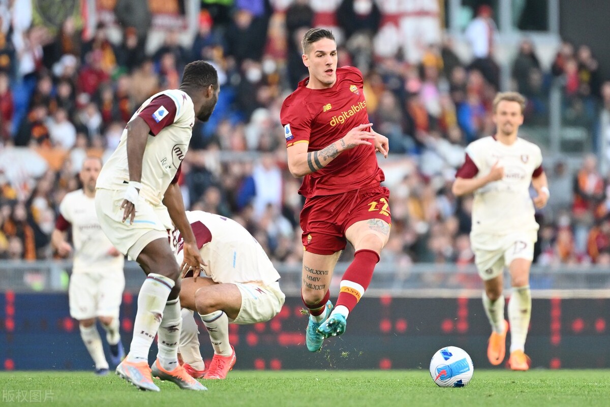 包含多尔特蒙德大胜尼姆,士气高涨,全场震撼的词条 包含多尔特蒙德大胜尼姆,士气高涨,全场震撼的词条