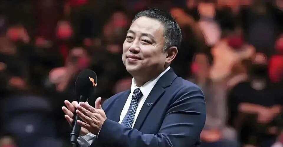 显赫一世：多米尼加田径选手斩获一金，战绩斐然的简单介绍