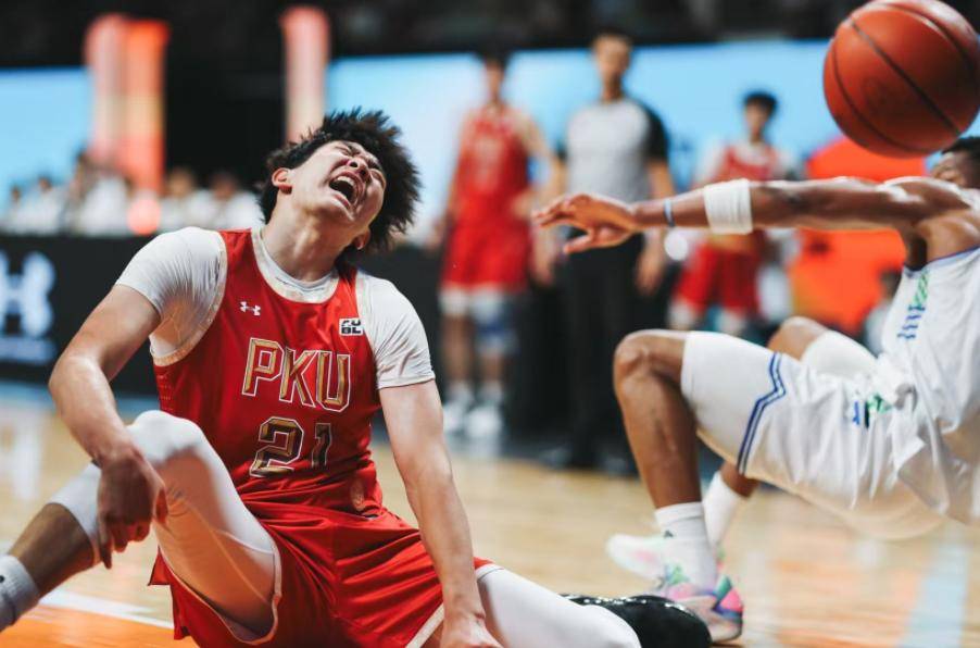 上海男篮不敌对手,遭遇失败,全场震撼的简单介绍 上海男篮不敌对手,遭遇失败,全场震撼的简单介绍