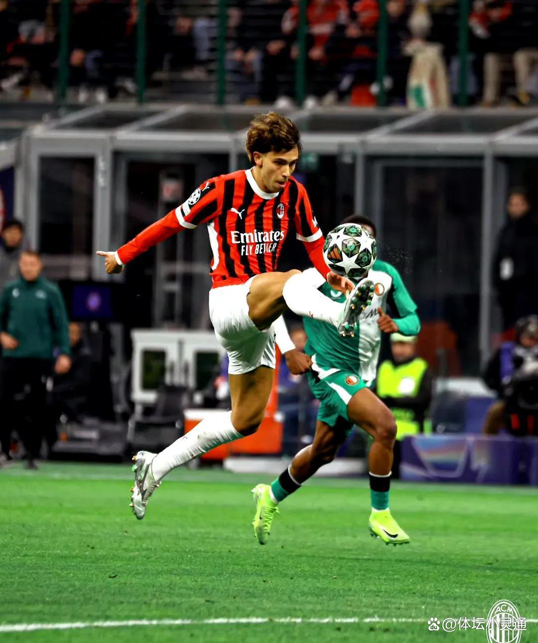 奥地利队在国际足球比赛中披荆斩棘,气势如虹 奥地利队在国际足球比赛中披荆斩棘,气势如虹