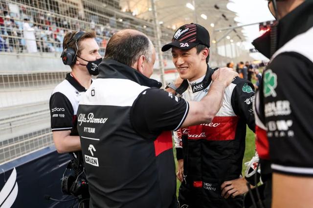 索伯车队完胜阿斯顿马丁，佩雷兹扛起全队的简单介绍