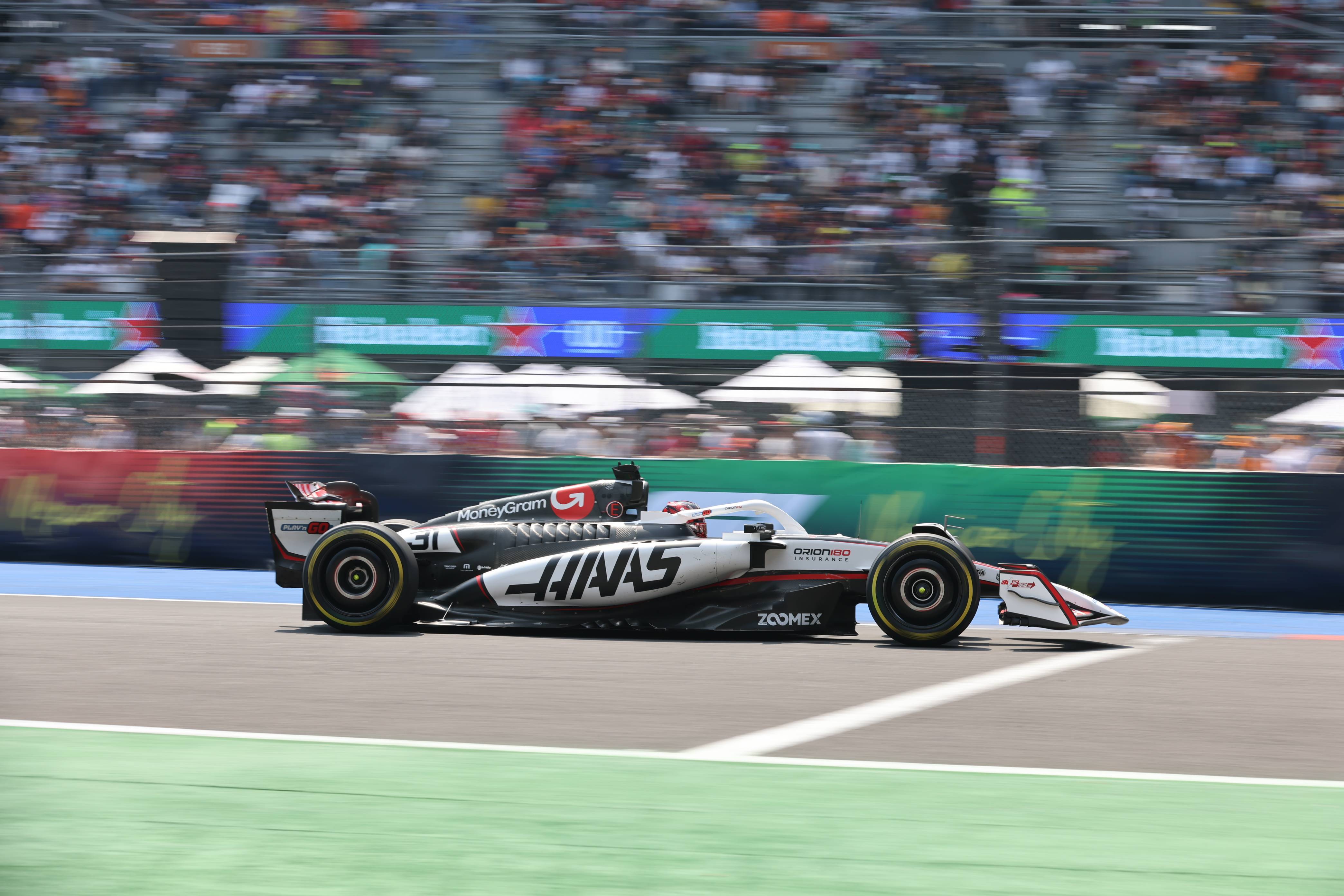 红牛二队力克哈斯车队,塞恩斯带队取胜 红牛二队力克哈斯车队,塞恩斯带队取胜