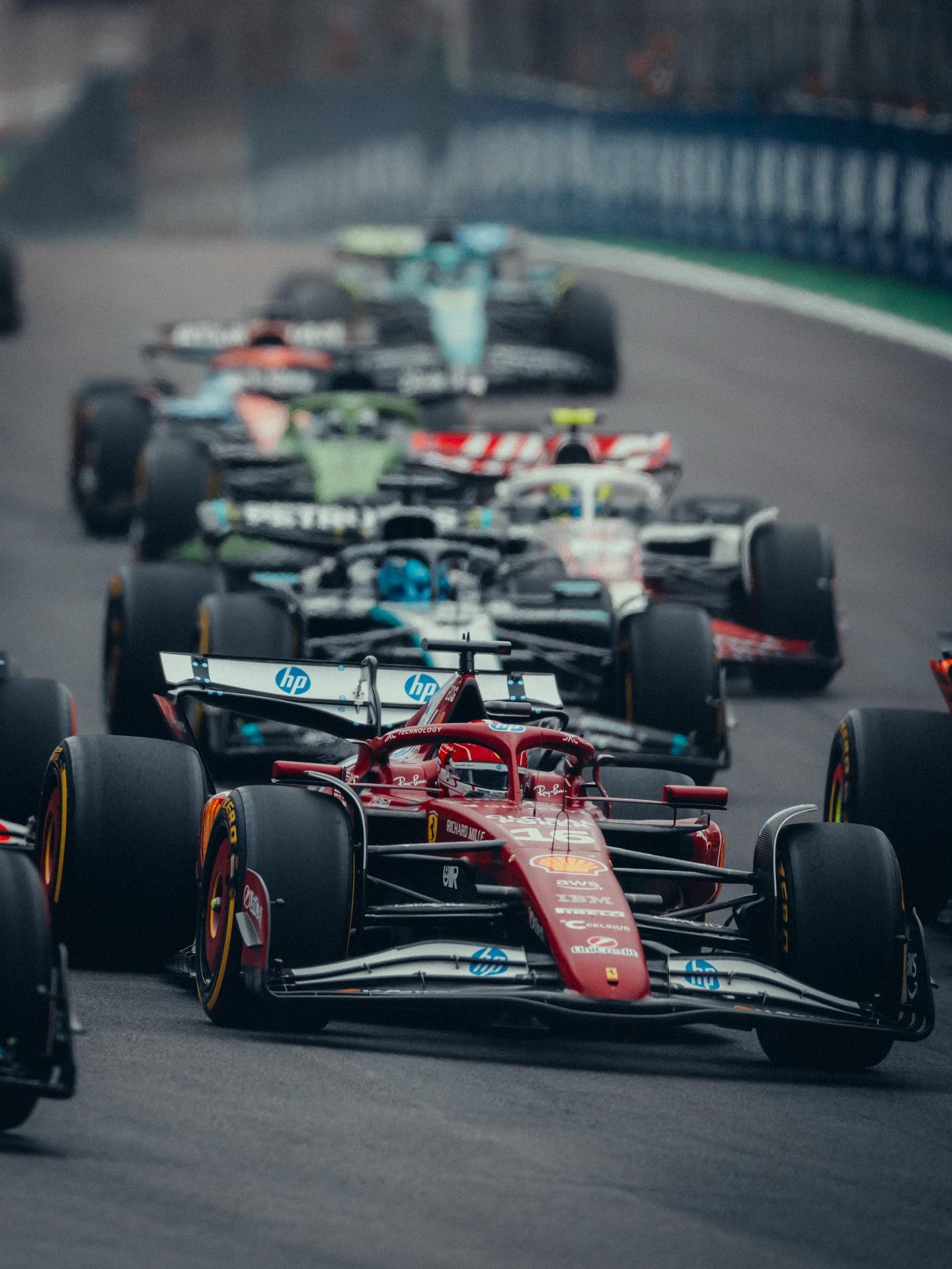 梅赛德斯险胜索伯车队，勒克莱尔扛起全队