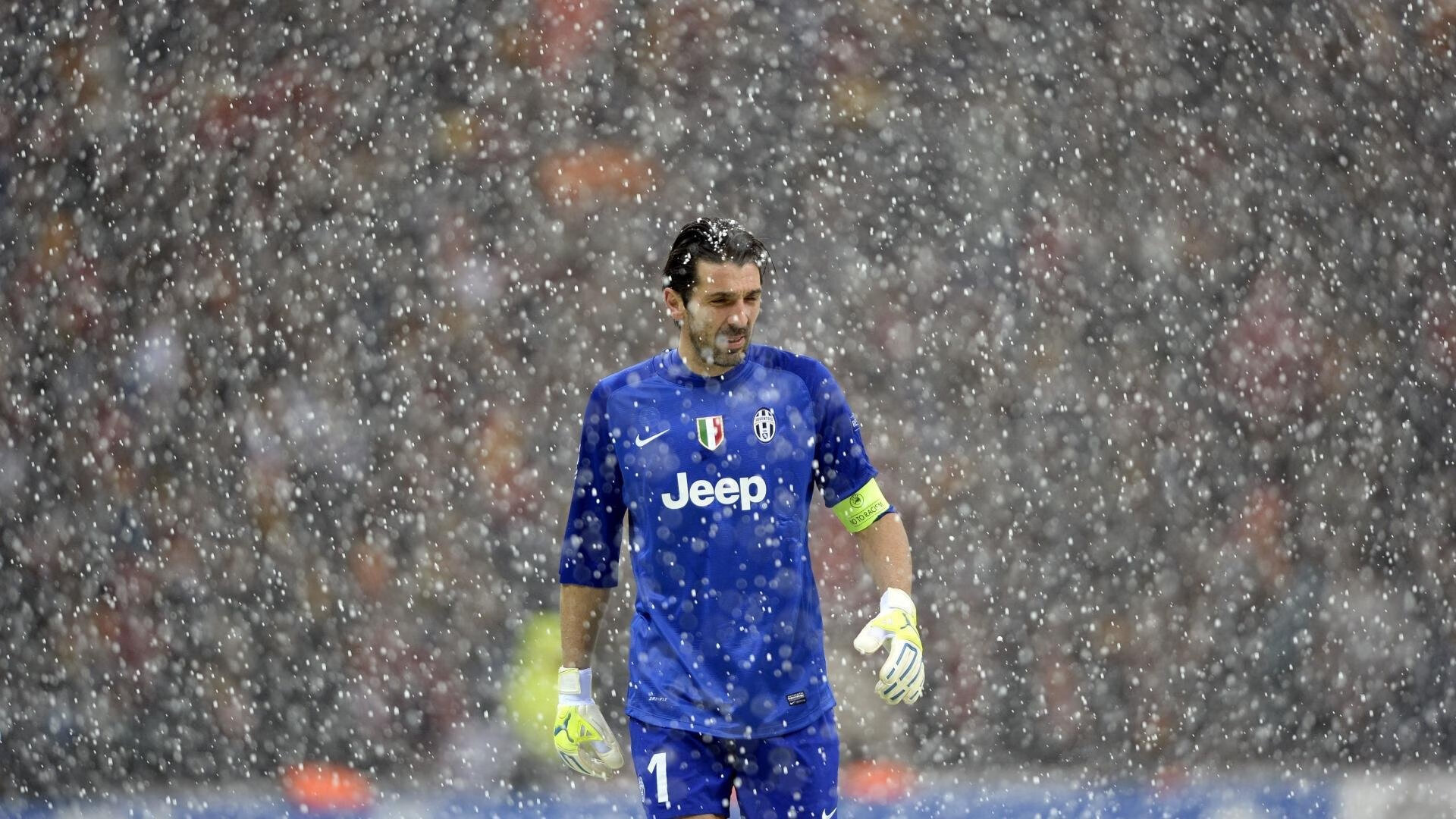 窒息时刻的冷血杀手!布伦森关键一投定乾坤,黄蜂蛰伤老鹰惊险过关